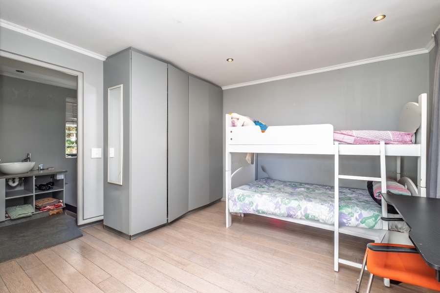 4 Bedroom Property for Sale in Capri Western Cape